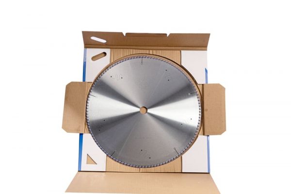 Luoi-cat-nhom-O450-Wagen-180121-3-600x400