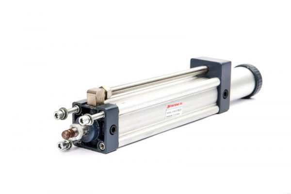 Piston-dau-khi-may-cat-nhom-180121-6-600x400